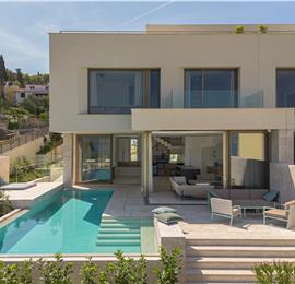 4-Bedroom Luxury Villa with Heated Pool, Ciovo near Trogir – Sleeps 8